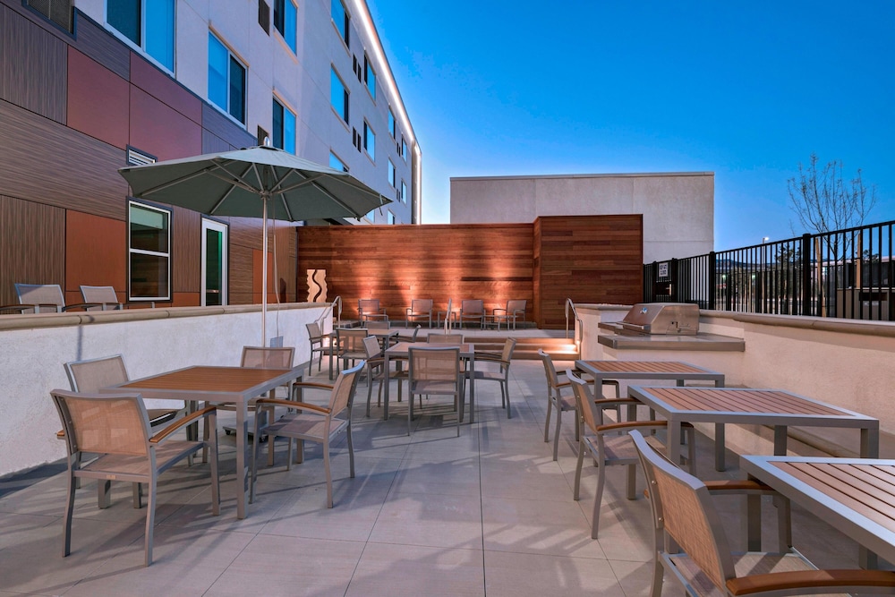 Element Palmdale - photo 16