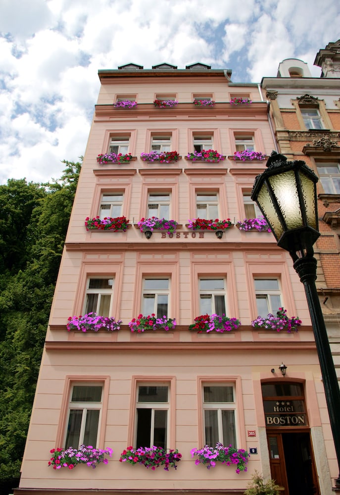 Hotel Boston — hotel in Karlovy Vary