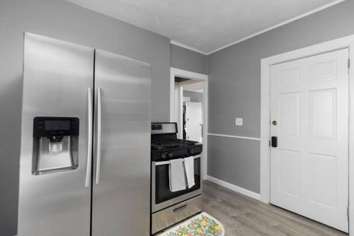 Modern 2 Bedroom in Downtown Providence. — 4-Star Luxury Hotel in Providence, United States
