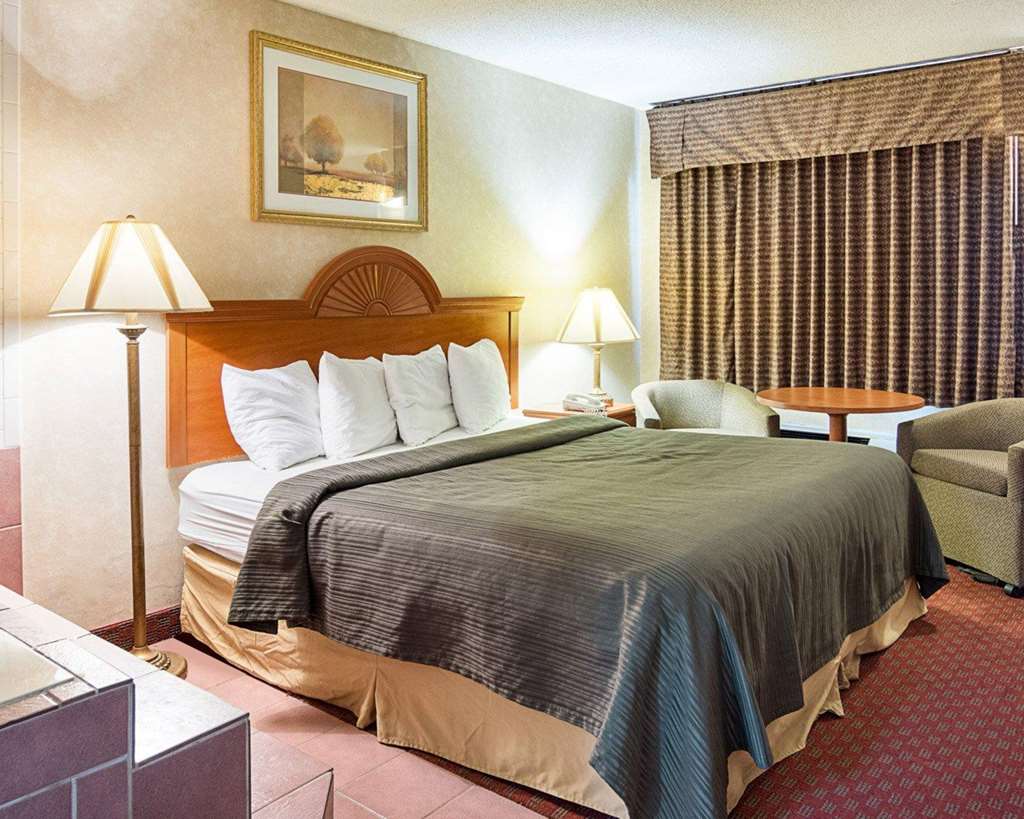 Quality Inn Petersburg Fort Lee Area - photo 18