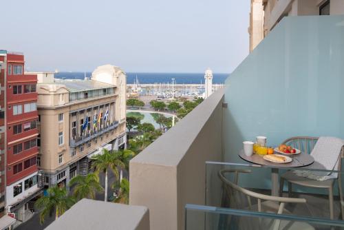 Obsidian Atico Tagoro in Santa Cruz De Tenerife, Spain