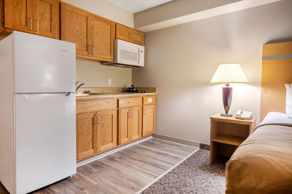 Suburban Studios I 80 Grand Island - photo 17