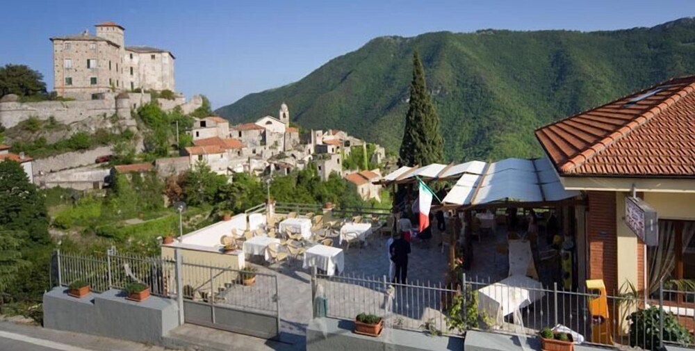 Albergo Cecchin pet-friendly hotel Balestrino