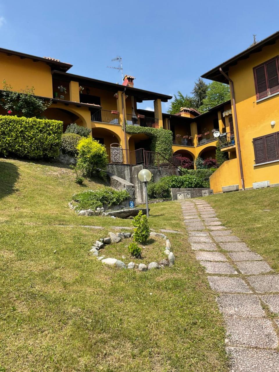 Lake & Mountain in Bellagio, Italy