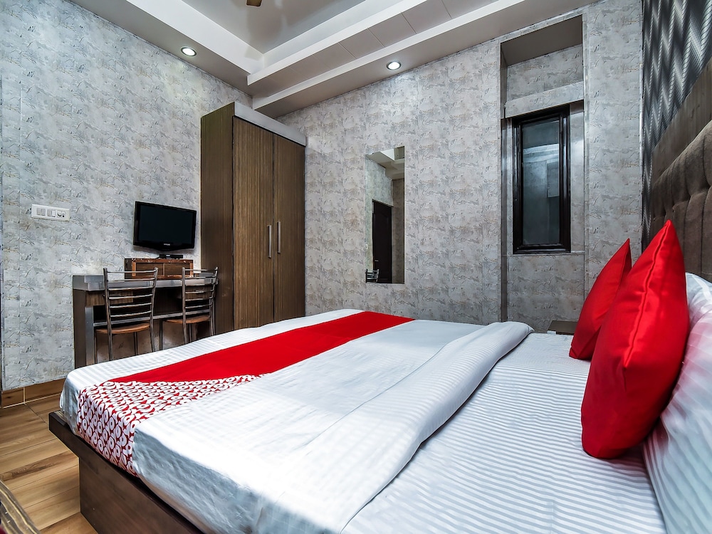 OYO 16933 Hotel Sunrize — Rohini — photo 2