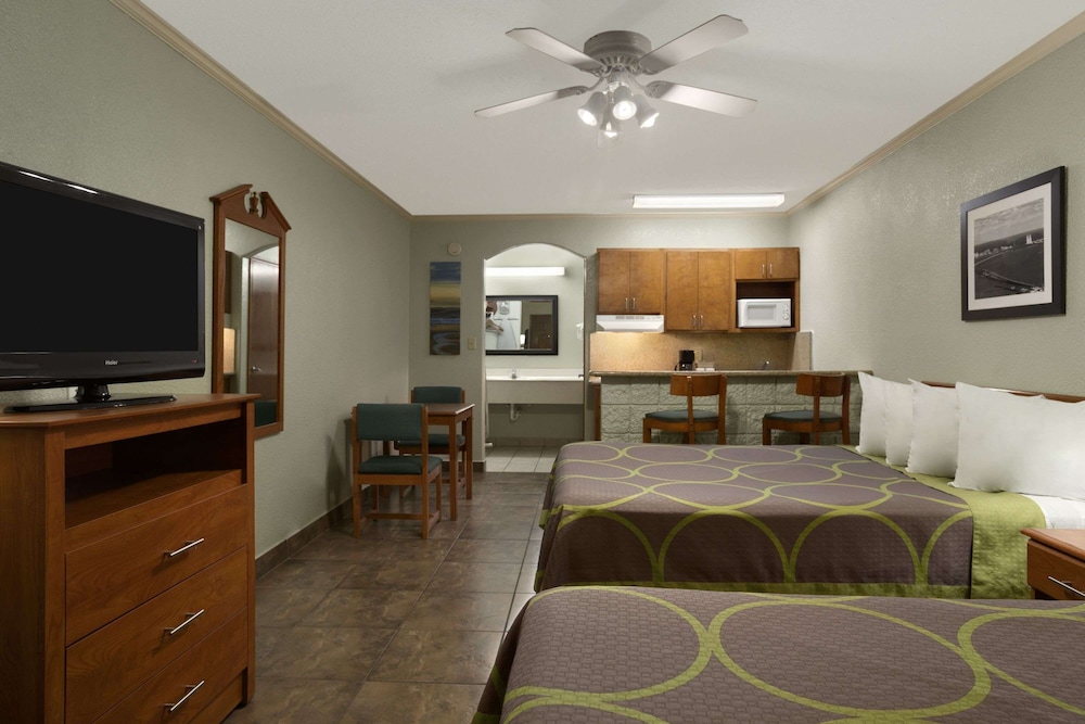 Super 8 by Wyndham South Padre Island - photo 16