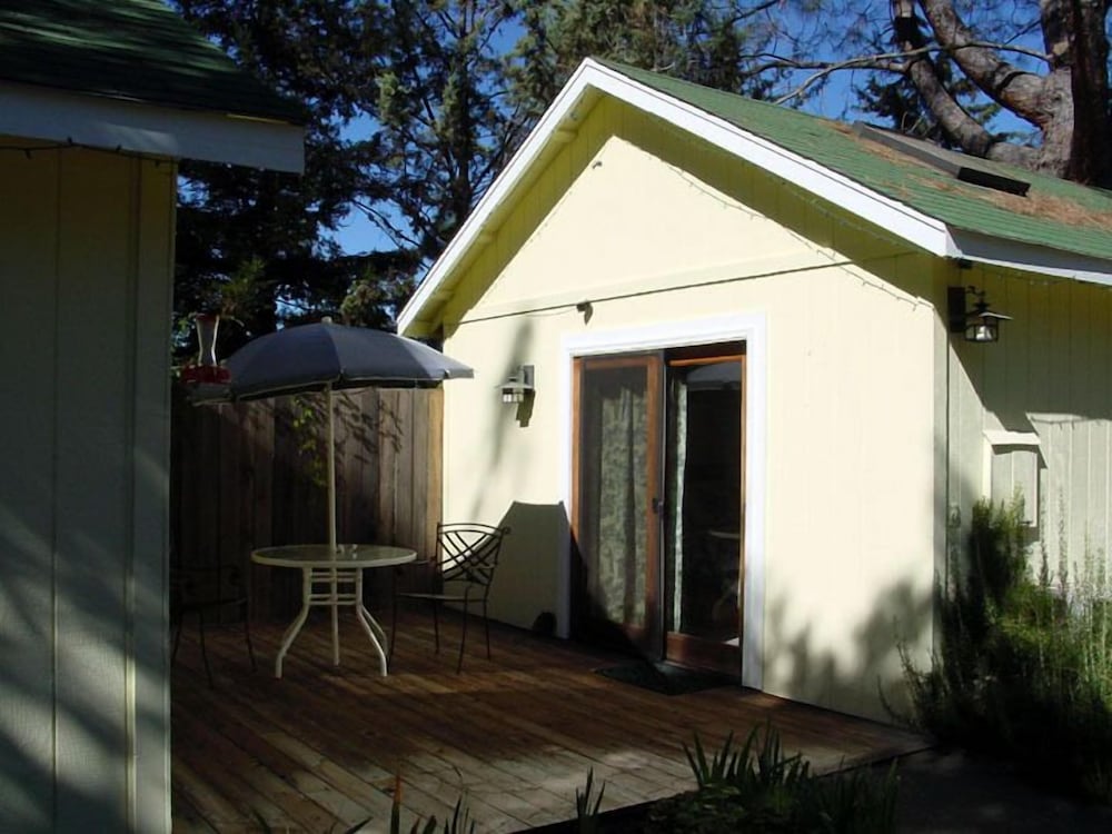 Backyard Garden Oasis - photo 38