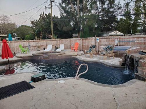 Pool & Spa Hideaway on the Space Coast - carbon neutral hotel in Frontenac