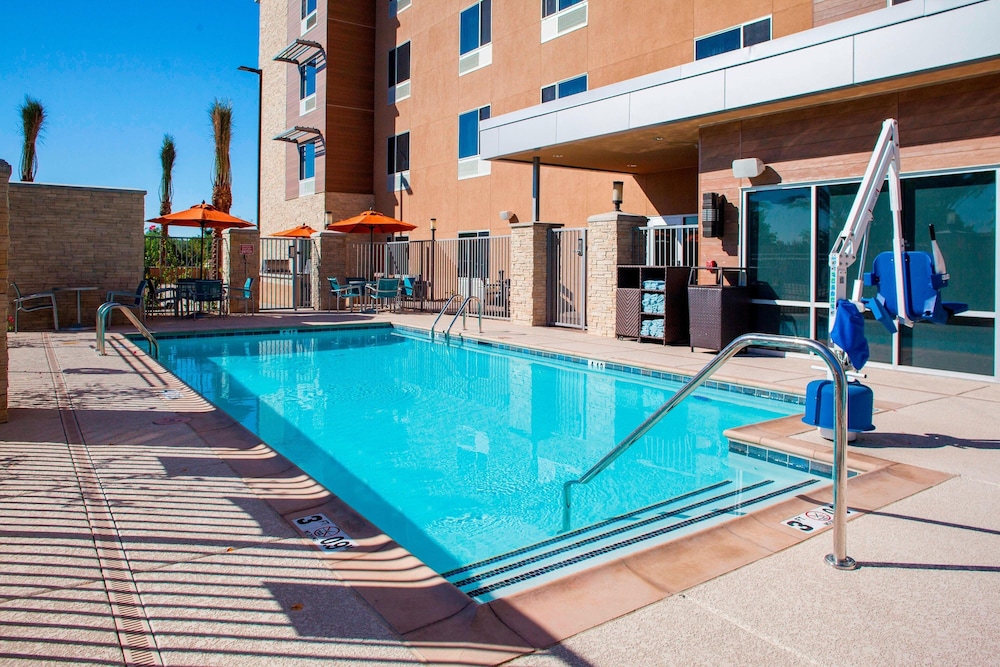 TownePlace Suites by Marriott Phoenix Chandler Fashion Center - photo 2
