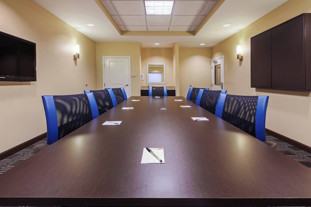 TownePlace Suites by Marriott North Owasso - photo 27