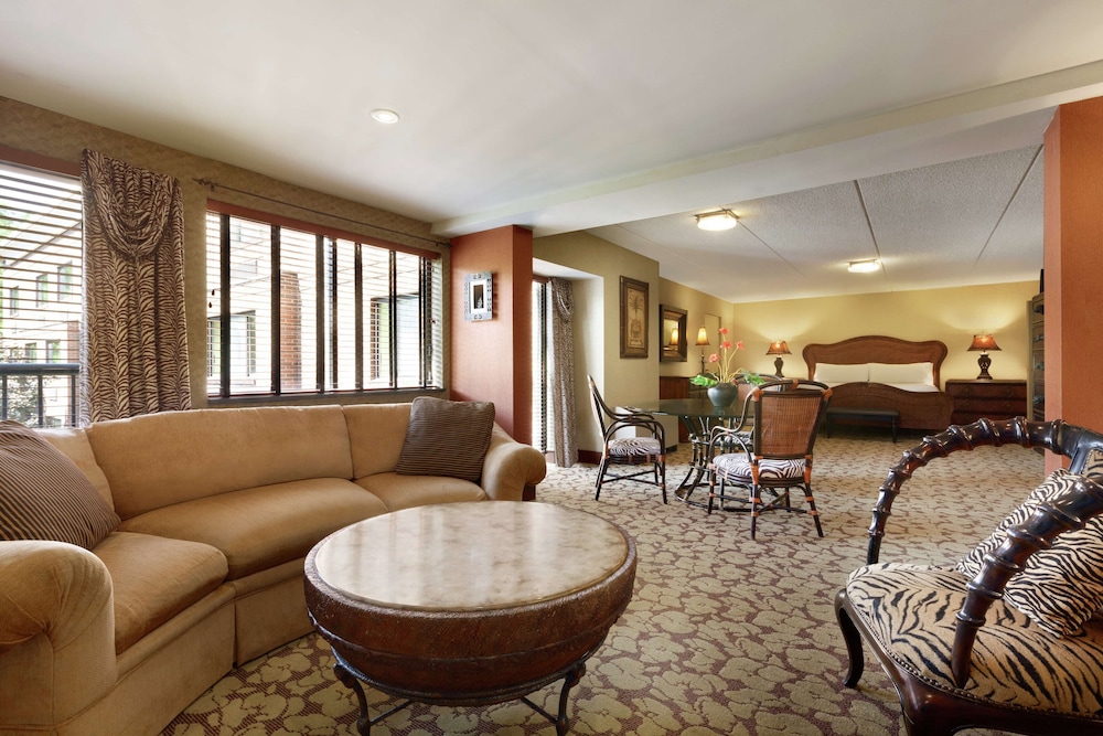 Hilton Garden Inn Rochester Pittsford - photo 19