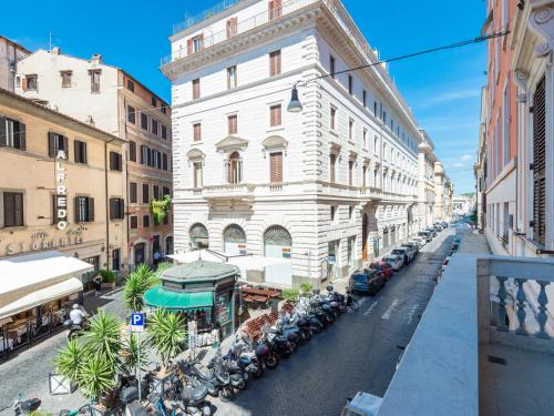 Apartment Antico Balcone by Interhome — 4-Star Luxury Hotel in Rome, Italy