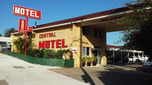 Nambour Central Motel — hotel in Nambour