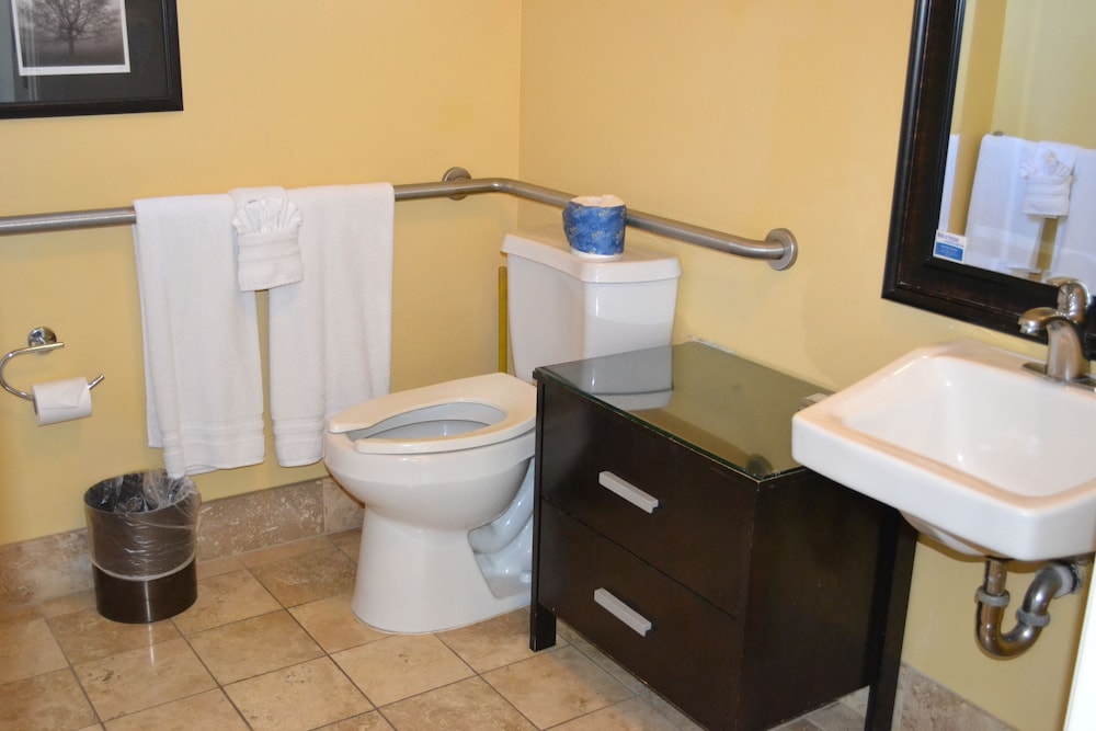Monterey Peninsula Inn - photo 29