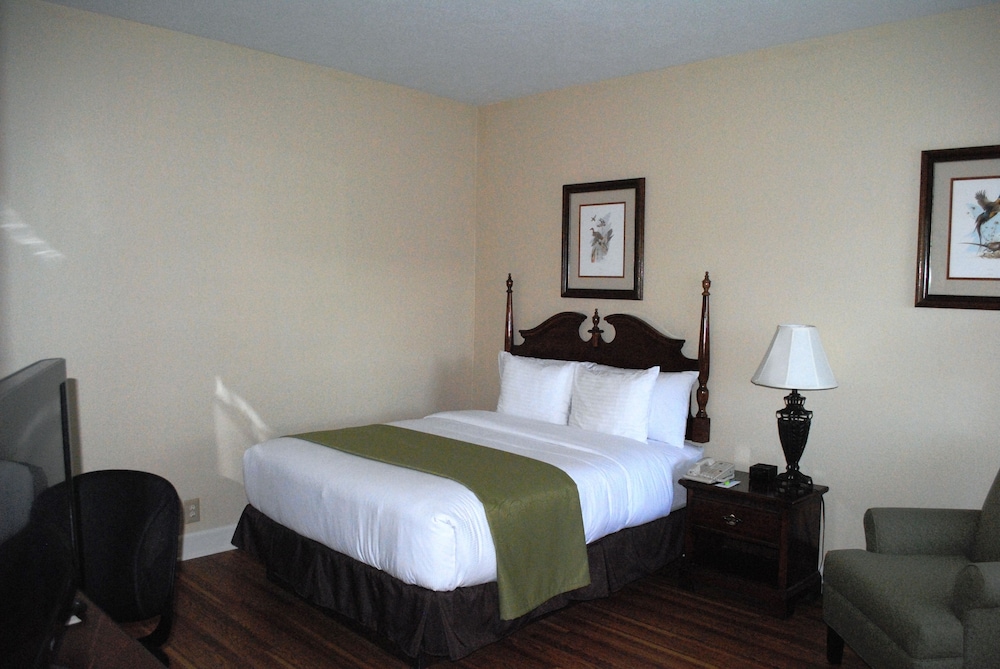 Merry Acres Inn - photo 5