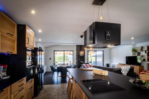 Chalet Luxe Et Nature — 4-Star Luxury Hotel in Anould, France