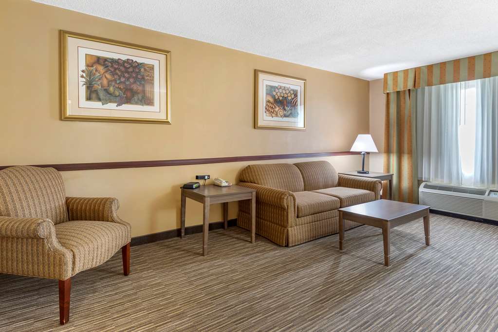 Quality Inn & Suites Hanes Mall - photo 19