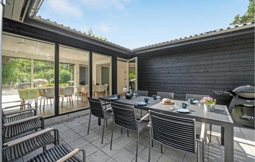 Beautiful Home In Fårvang With Sauna — Silkeborg — photo 2