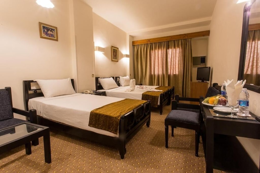 Cleopatra Hotel — Aswan — photo 3