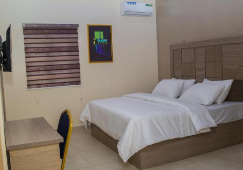 Mitos Luxury Suites Bode Thomas - last minute hotel in Lagos
