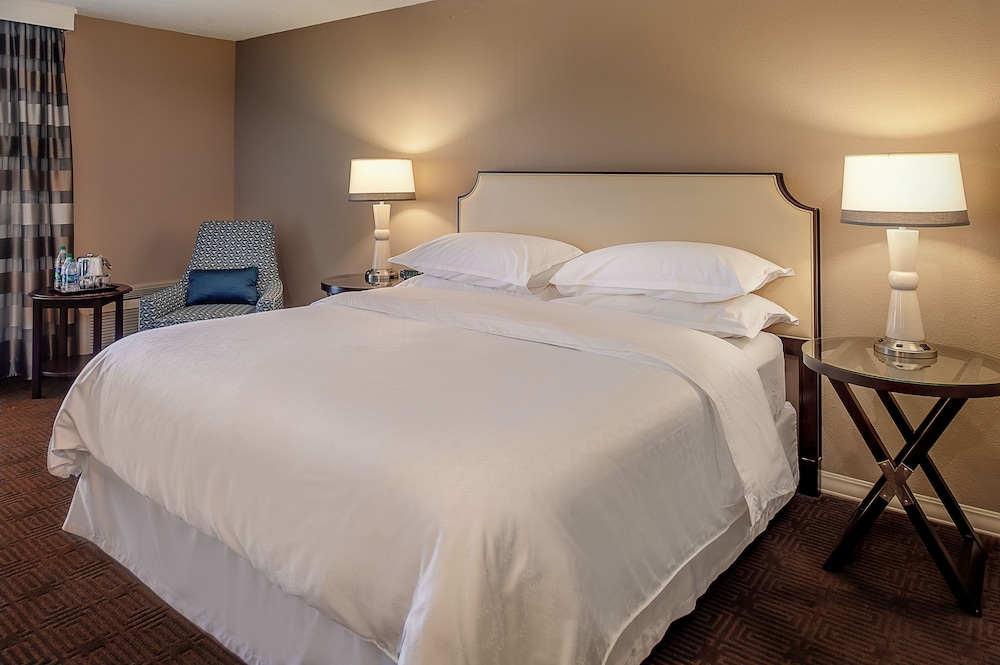 Sheraton Westport Chalet Hotel St. Louis - photo 8