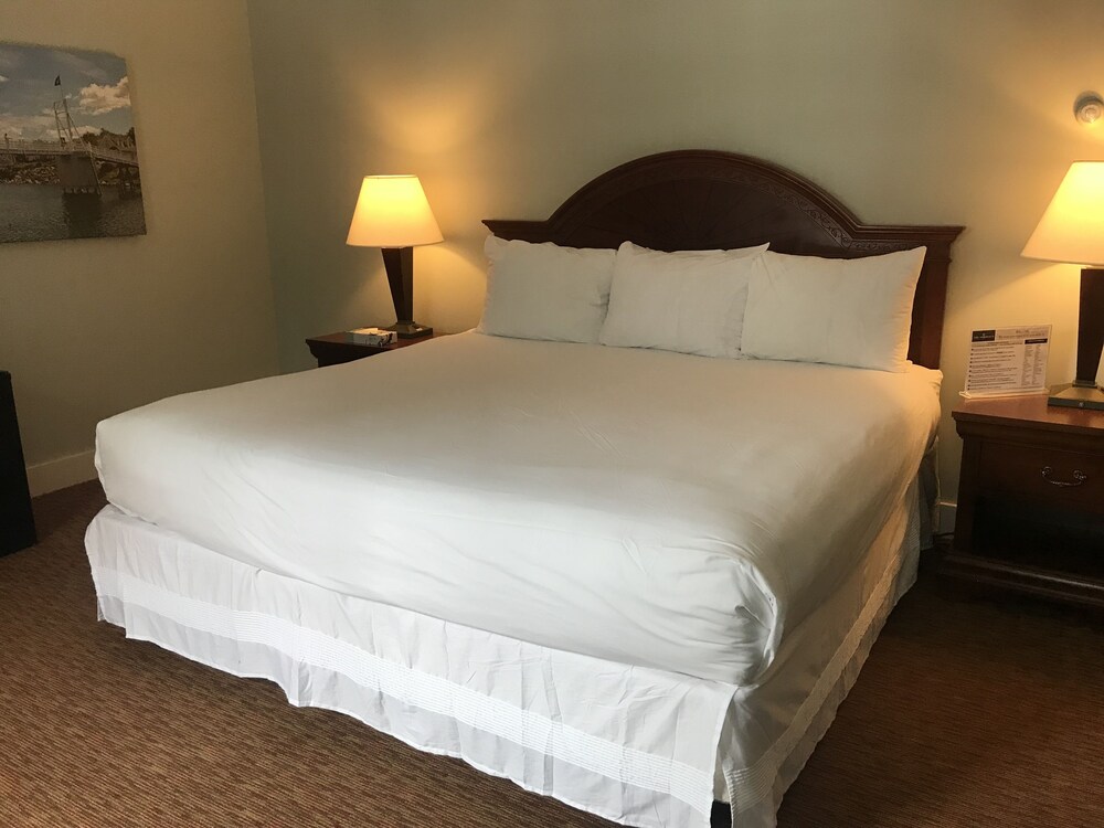 The Admiral's Inn Resort - photo 20