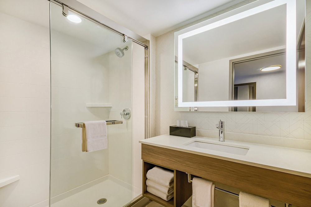 Holiday Inn Express Hotel & Suites Buffalo Airport by IHG - photo 16