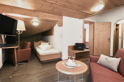 Stacklerhof — Neustift Im Stubaital — photo 2