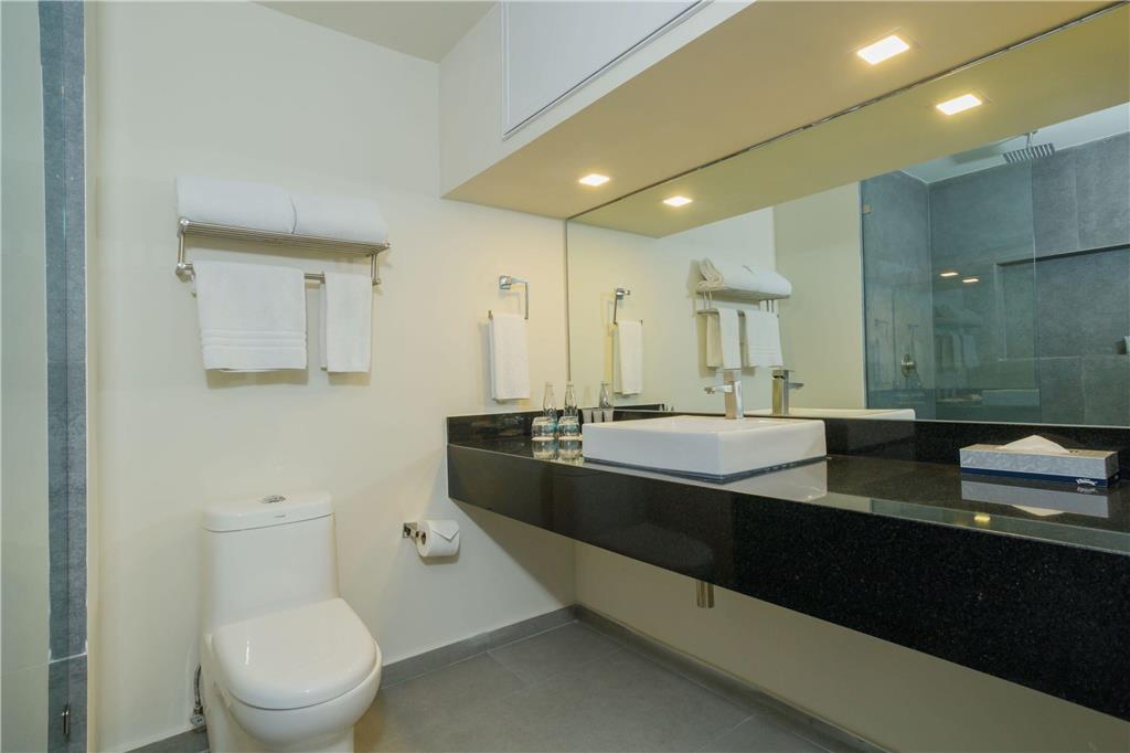 Master Suite bathroom