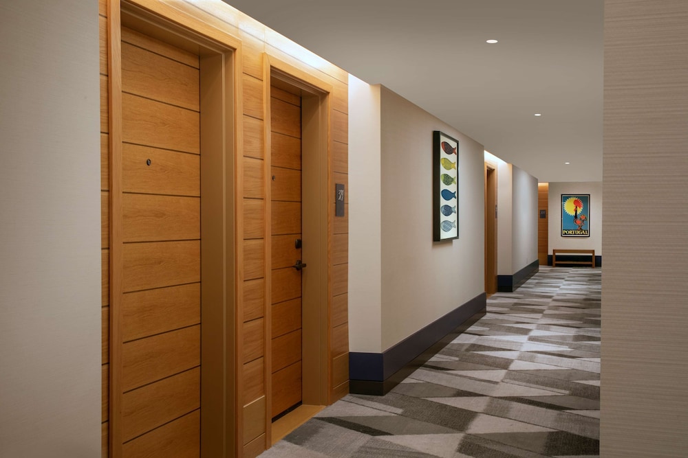 The Monsaraz San Diego Tapestry Collection by Hilton - photo 21