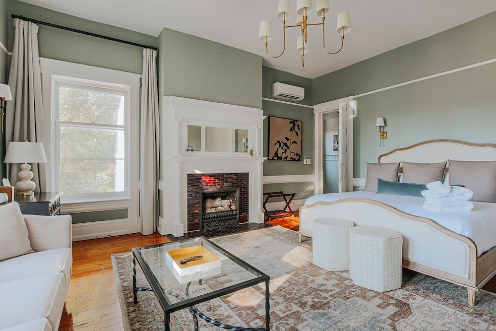 The Historic Berkeley Place - photo 54