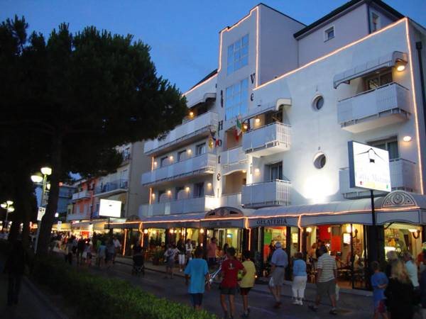 Hotel Venezia — hotel in Caorle