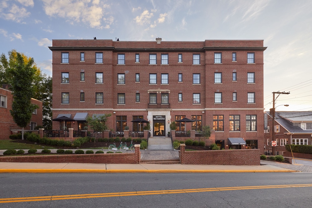 Hotel Weyanoke - photo 4