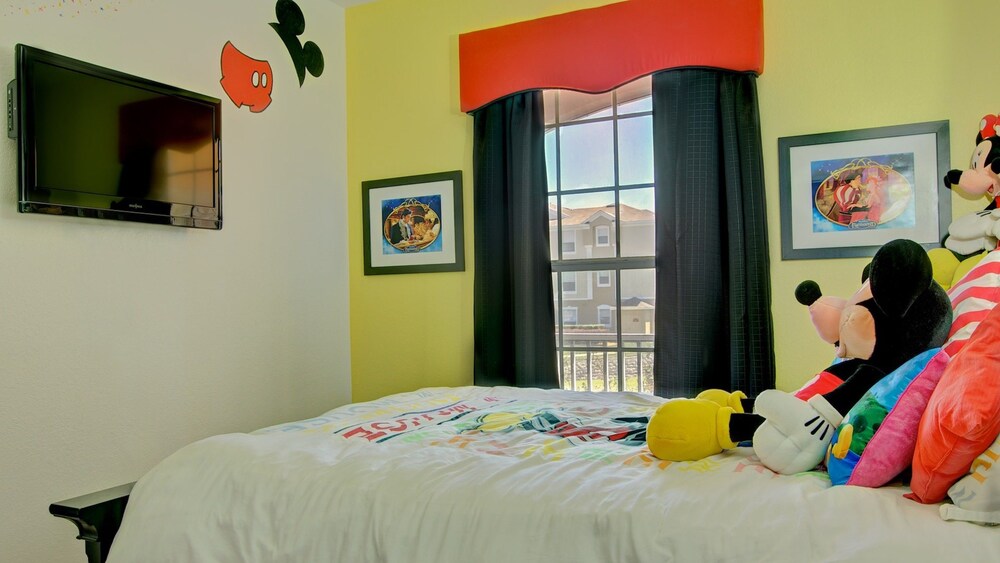 London Condo At Windsor Palms Resort - photo 7