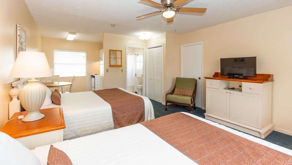 Belleair Beach Resort Motel - photo 18