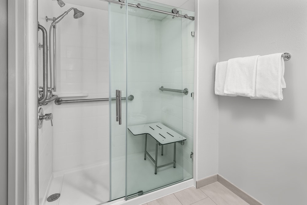 Holiday Inn Express & Suites Greenville Spartanburg by IHG - photo 19