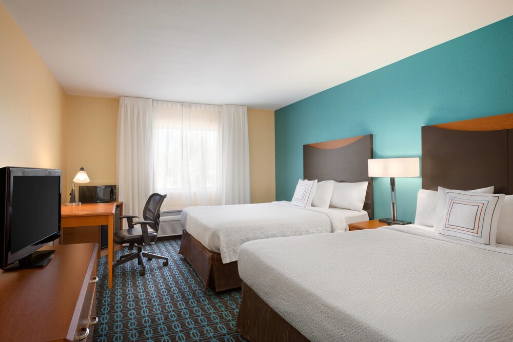Comfort Inn & Suites Houston North Spring - photo 10