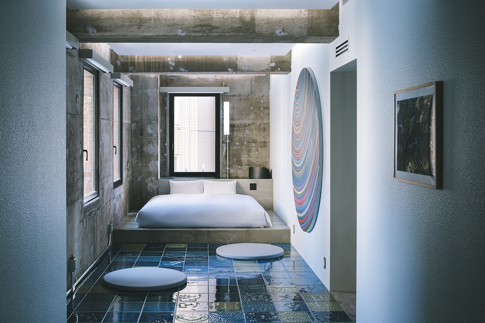 Bna_Wall - carbon neutral hotel in Tokyo