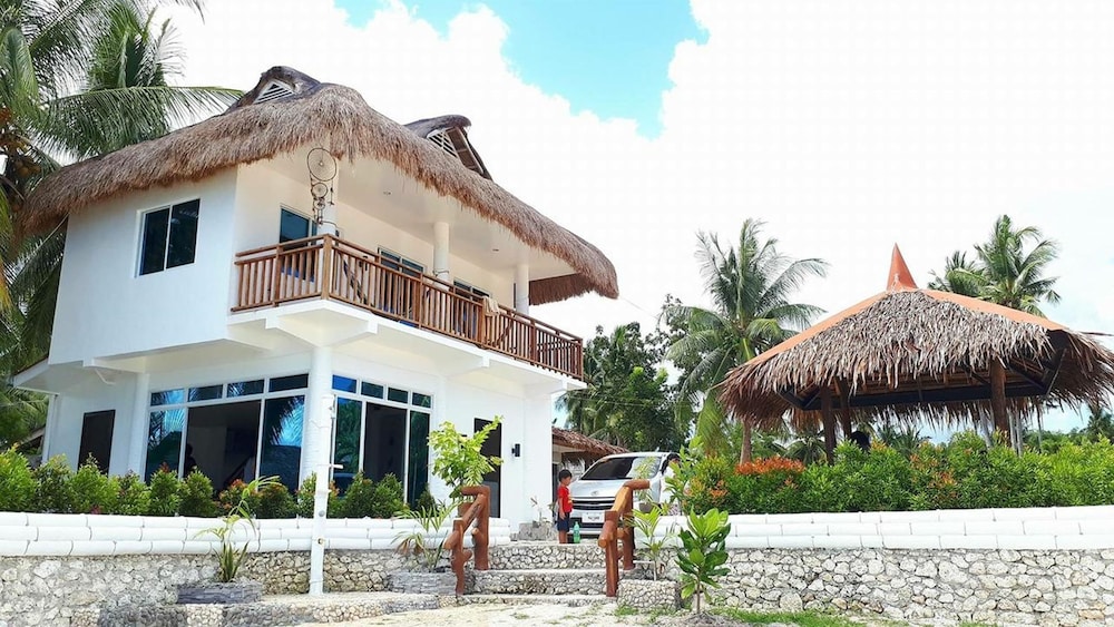 D' Avila's Horizon South — hotel in Santander Poblacion
