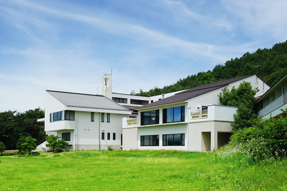 Breezbay Resort Shiojiri Kataoka - carbon neutral hotel in Shiojiri