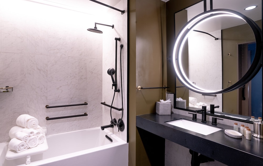 Hotel Indigo Huntsville Midcity by IHG - photo 9