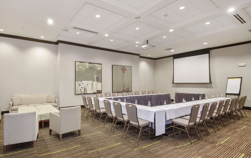 Hilton Garden Inn Raleigh Cary - photo 78