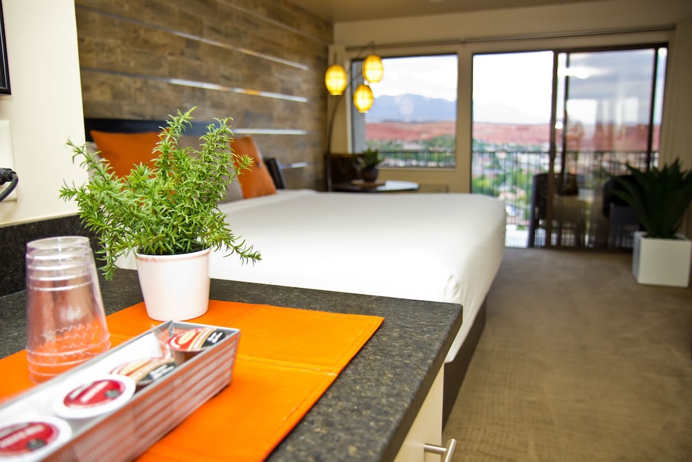 Inn on the Cliff - photo 17