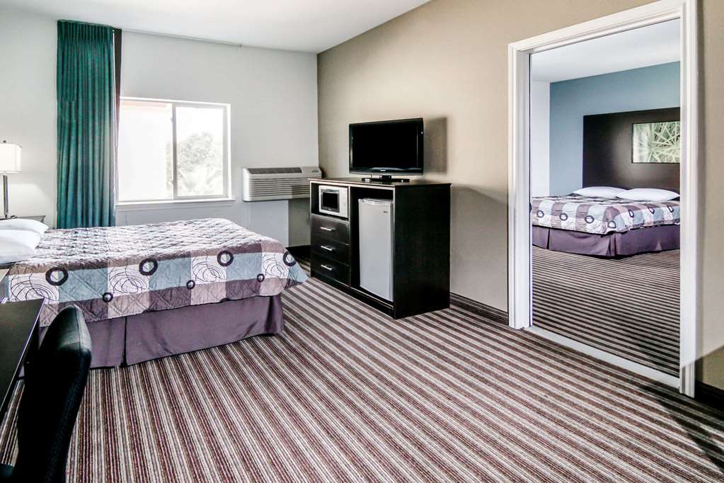 Super 8 by Wyndham Brenham TX - photo 8
