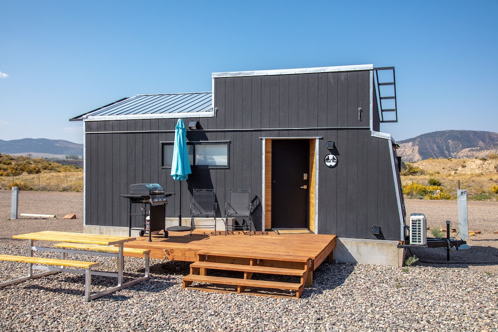 Trail and Hitch Tiny Home Hotel and RV - photo 29