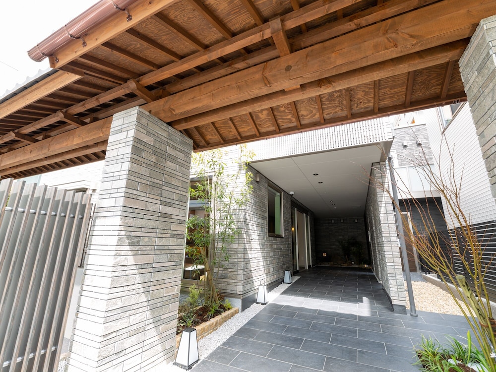 GRAND BASE Hiroshima Peace Memorial Park — 4-Star Luxury Hotel in Hiroshima, Japan