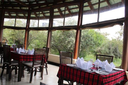 Mara Empiris Safari Camp — 4-Star Luxury Hotel in Narok, Kenya