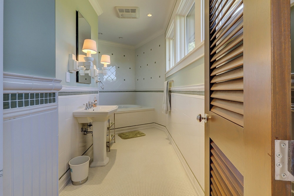 38 Windjammer Court at the Sea Pines Resort - photo 19