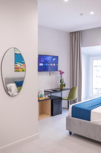 The Ease — 4-Star Luxury Hotel in Naples, Italy
