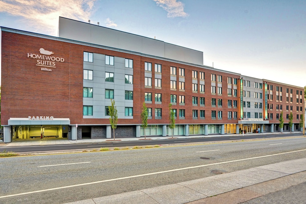 Homewood Suites by Hilton Boston Brookline Longwood Medical — hotel in Brookline